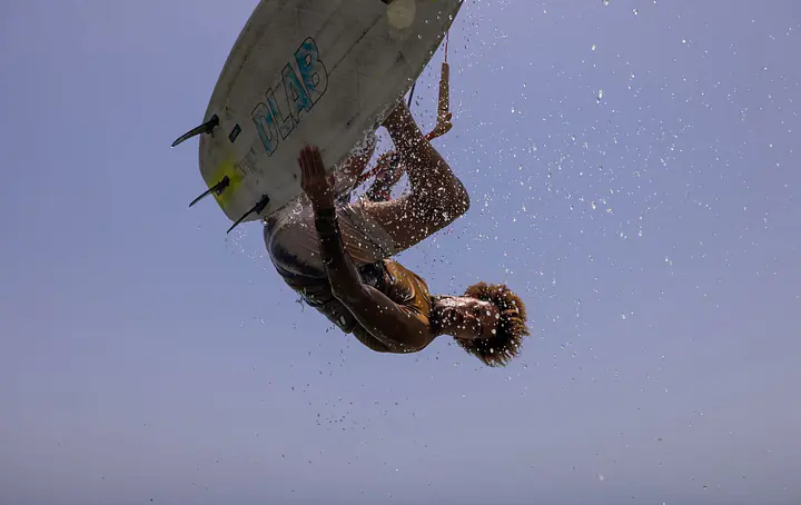 Duotone Whip D/LAB 2026 - Duotone Kiteboards - Surf Boards | Surf-store.com
