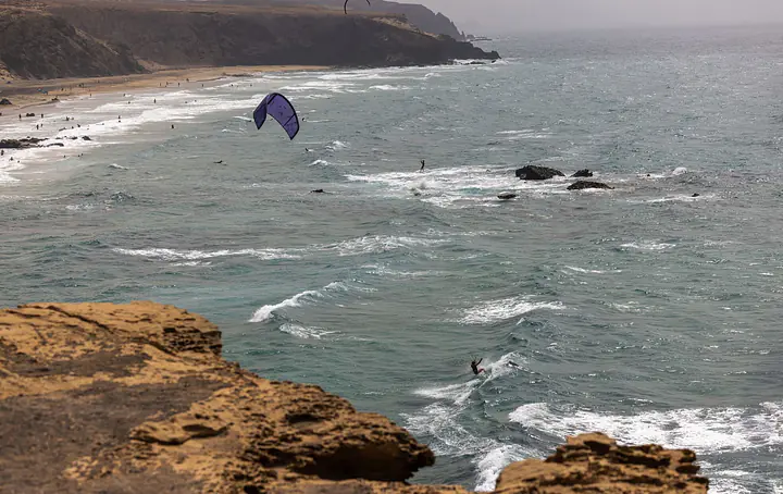 Duotone Whip D/LAB 2026 - Duotone Kiteboards - Surf Boards | Surf-store.com