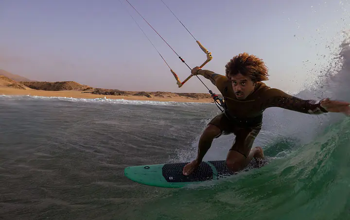 Duotone Whip SLS 2026 - Duotone Kiteboards - Surf Boards | Surf-store.com