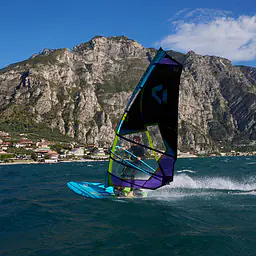 Duotone Eagle 2025 - Duotone Windsurfing - Windsurf Boards | Surf-store.com