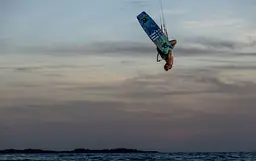 Duotone Select SLS 2025 - Duotone Kiteboards | Surf-store.com