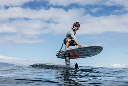 Duotone Crush SLS 2025 - Duotone Foilwing - Windsurf | Surf-store.com