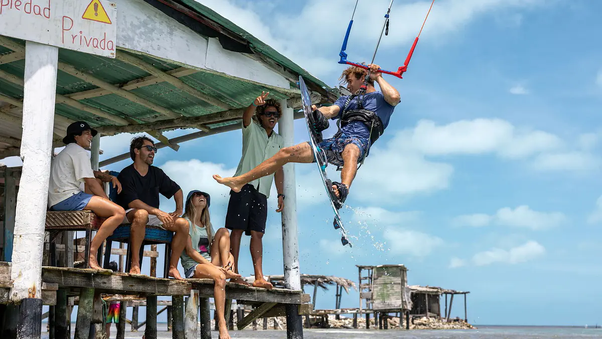 Best Kiteboard for Beginners - Complete Guide