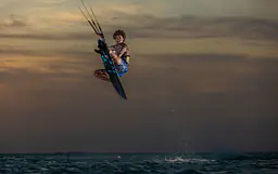 Duotone Provoke 2025 - Duotone Kiteboards - Surf Boards | Surf-store.com