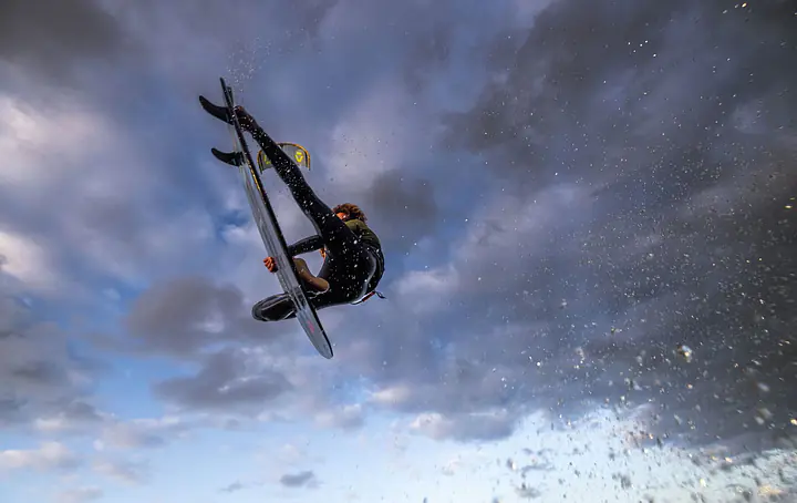 Duotone Provoke 2025 - Duotone Kiteboards - Surf Boards | Surf-store.com