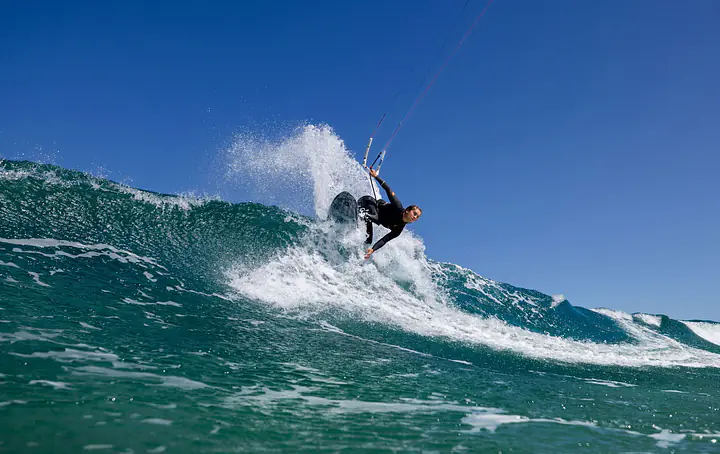 Duotone Whip D/LAB 2025 - Duotone Kiteboards - Surf Boards | Surf-store.com