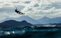 Duotone TS Park SLS 2025 - Duotone Kiteboards | Surf-store.com