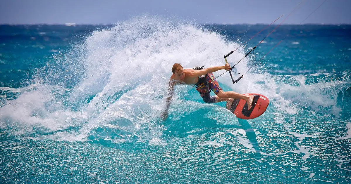 Kitesurfing Crete — Elafonissi & Falasarna Guide 2026