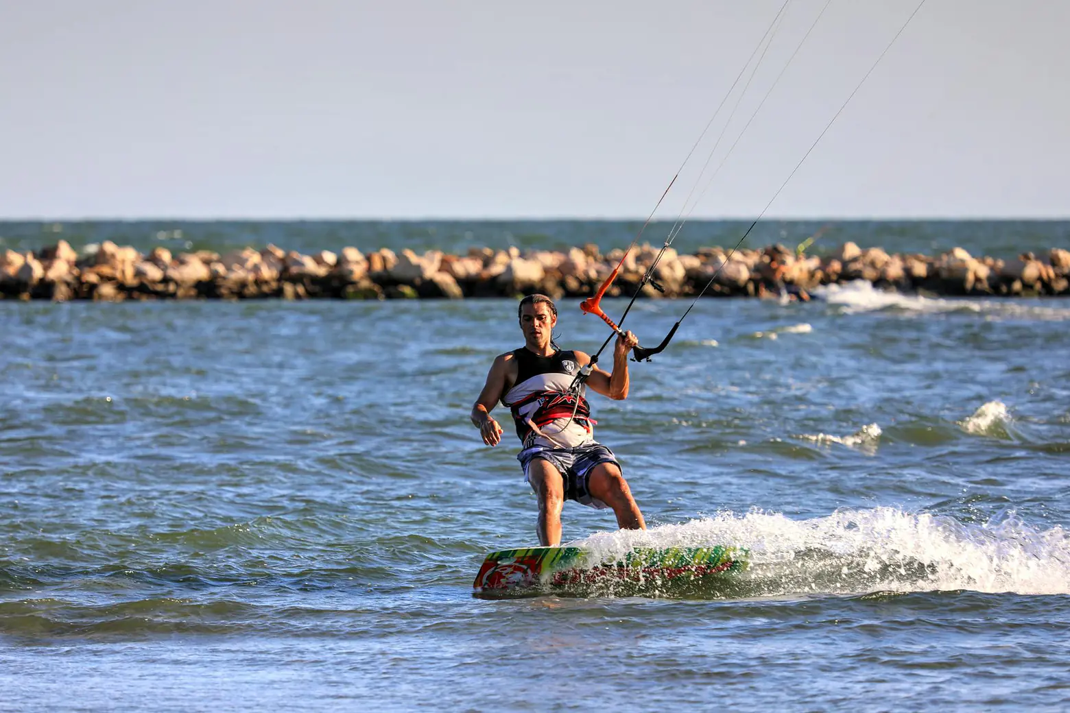 Best Harness for Kitesurfing 2026 — Waist vs Seat