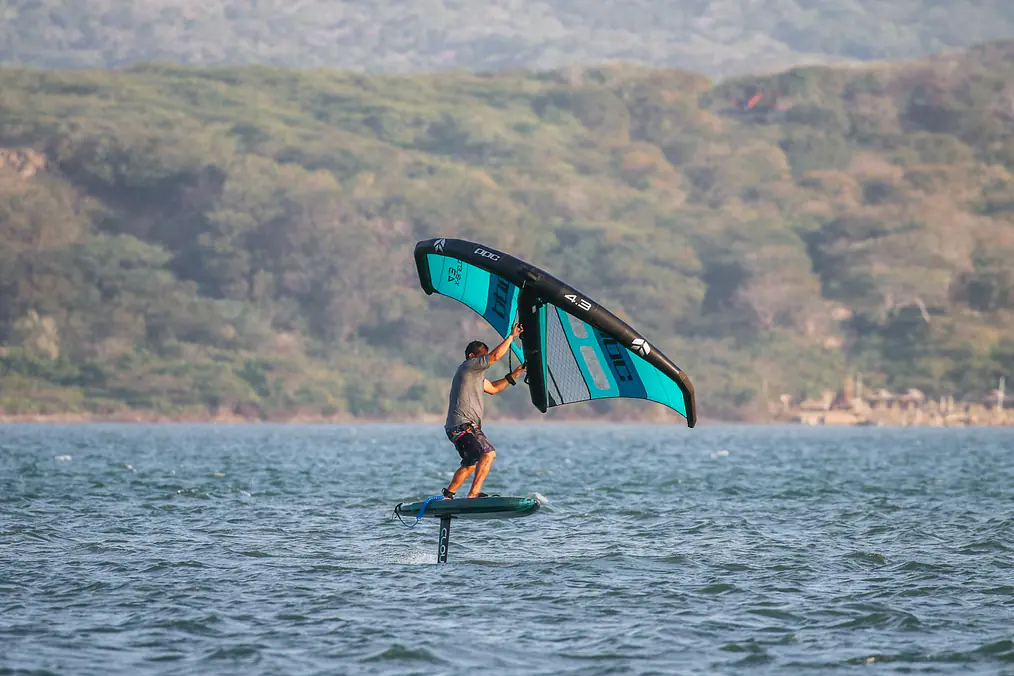 Wing Foil Size Guide — Choosing Your Wing by Wind Speed