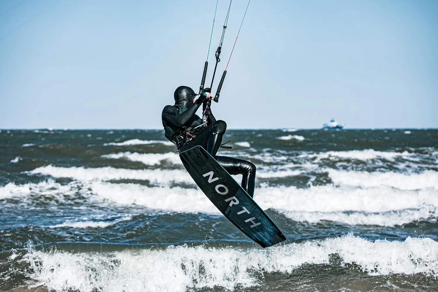 Kitesurfing Mykonos — Kalafatis Beach Guide 2026