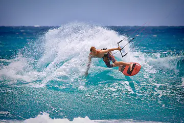 Kitesurfing